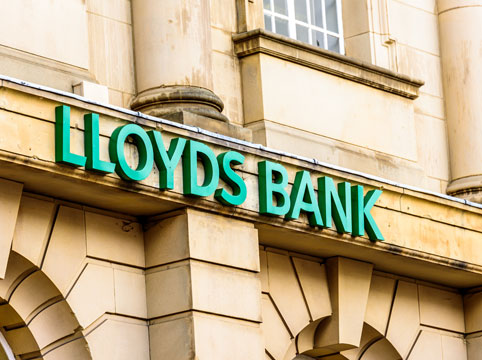 Lloyds Banks, National